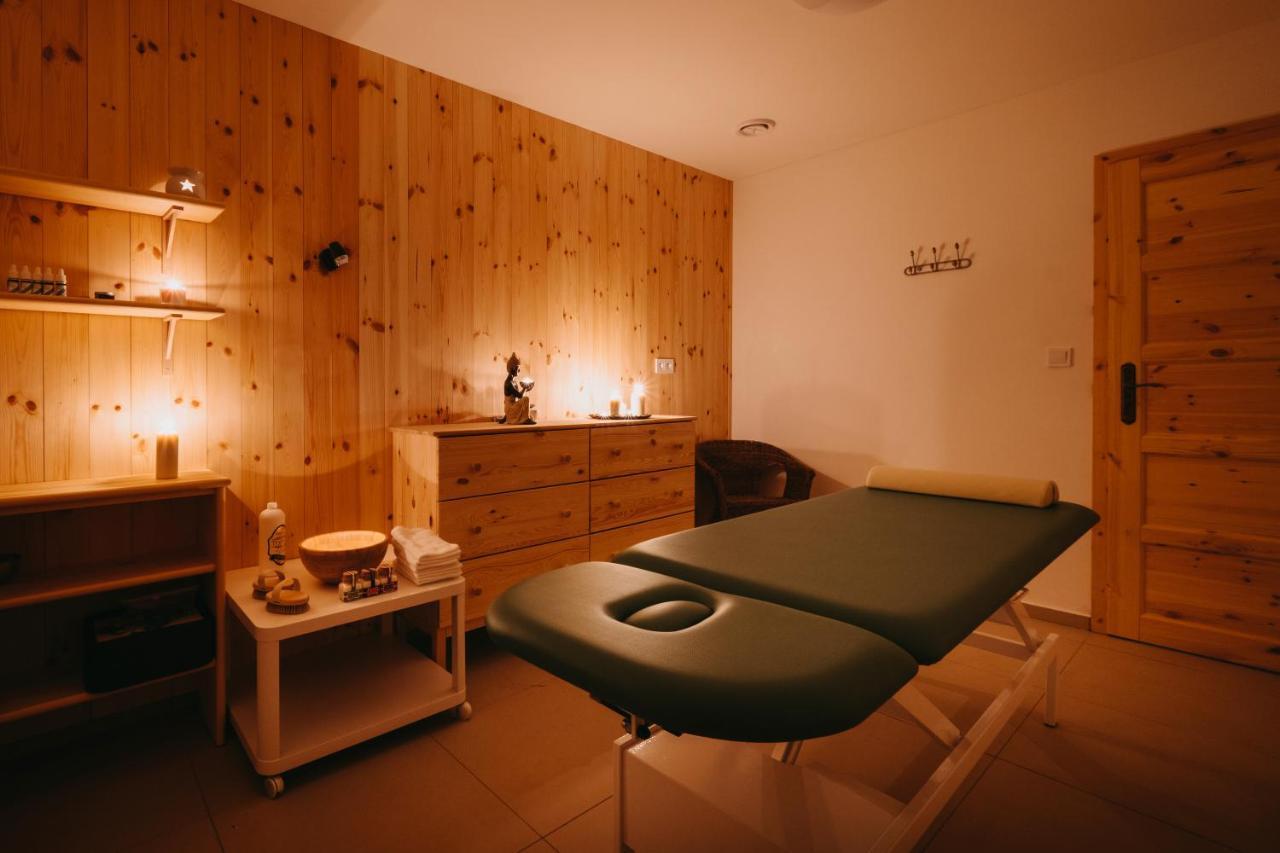 Wellness Penzion Marta Kuklík Buitenkant foto